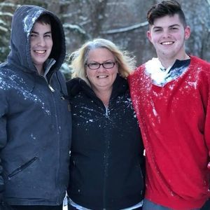 Meet your Posher, Jeannette